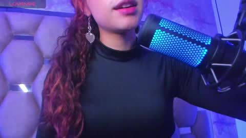 sweet_venus4 online show from 03/06/25, 02:18