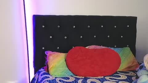  Sweet  online show from 04/01/26, 01:28