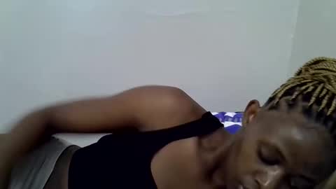 sweet_zarah online show from 01/14/26, 06:46