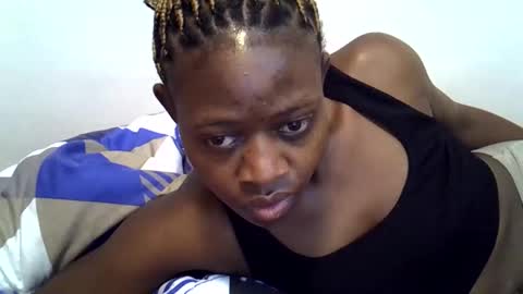 Snapshot of sweet_zarah chatting on 01/18/26, 04:49 sweet_zarah online show from 01/18/26, 04:49