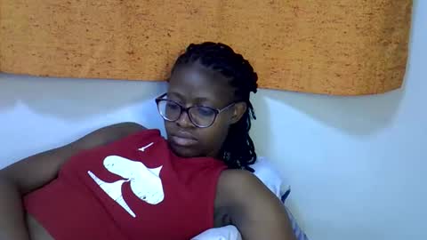 sweet_zarah online show from 03/10/26, 03:44
