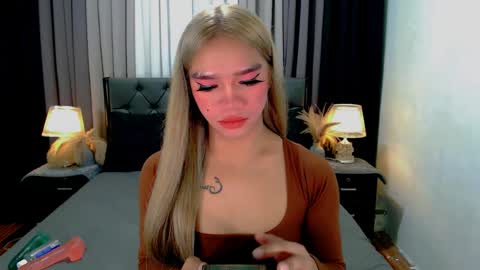 bea takashi  online show from 04/01/26, 02:58