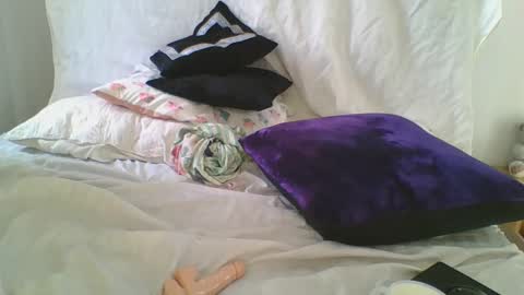 Snapshot of sweetafricangal chatting on 01/11/25, 02:04 NASHA online show from 01/11/25, 02:04