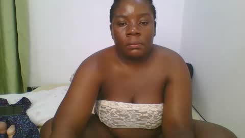 Snapshot of sweetafricangal chatting on 02/08/25, 02:38 NASHA online show from 02/08/25, 02:38