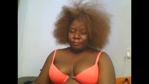 Snapshot of sweetafricangal chatting on 02/27/25, 03:04 NASHA online show from 02/27/25, 03:04