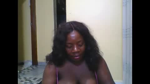 Snapshot of sweetafricangal chatting on 03/02/25, 02:30 NASHA online show from 03/02/25, 02:30