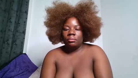 Snapshot of sweetafricangal chatting on 10/29/25, 12:07 NASHA online show from 10/29/25, 12:07