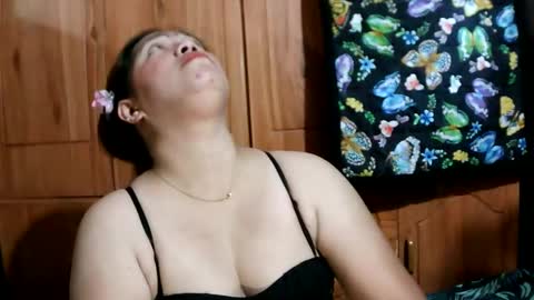 Snapshot of sweetaloha34 chatting on 03/11/25, 04:21 sweetaloha34 online show from 03/11/25, 04:21