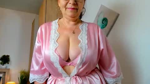 Viorica online show from 04/28/26, 02:27