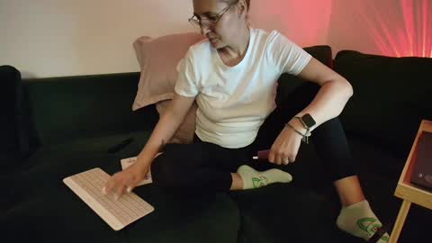 Ania online show from 02/08/25, 08:32