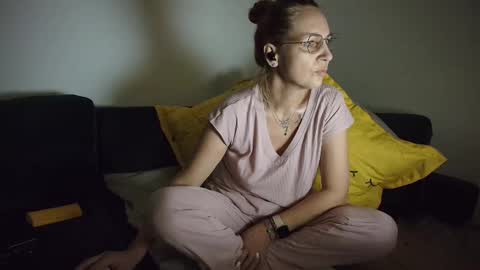 Ania online show from 03/08/25, 10:45