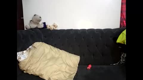 Snapshot of sweetbee018 chatting on 10/29/25, 11:56 Lunargirl online show from 10/29/25, 11:56