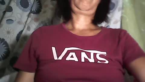 Snapshot of sweetbella24 chatting on 06/21/26, 12:19 im anne online show from 06/21/26, 12:19