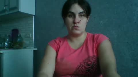 Snapshot of sweetbesty5322 chatting on 01/11/26, 01:49 sweetbesty5322 online show from 01/11/26, 01:49