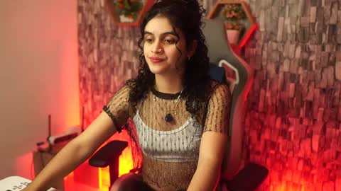 Salom independent model online show from 04/04/26, 01:48