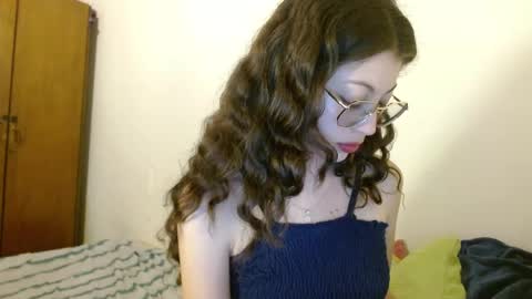 sweetcalm_ online show from 05/27/26, 03:14