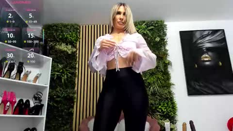 Cherry online show from 10/24/25, 02:24