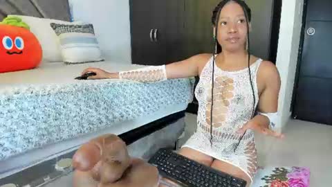 Snapshot of sweetcocoaa chatting on 06/26/26, 11:36 Tell me Salome online show from 06/26/26, 11:36