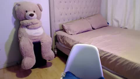 Cristal online show from 11/06/25, 01:50