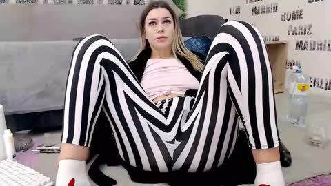 Daiana  Onlyfans - Blonddaiana online show from 12/18/25, 01:44