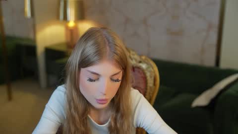 Amelia online show from 09/30/25, 06:51