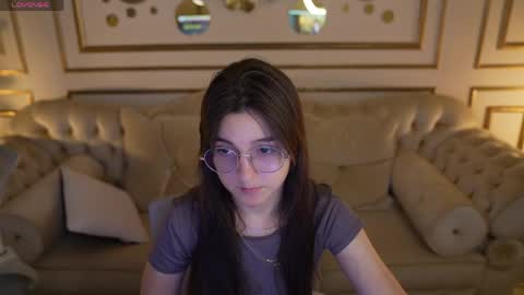 Amelia online show from 05/13/26, 10:34