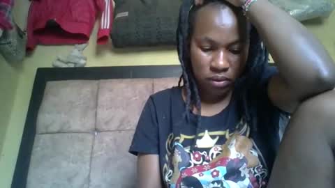 sweetdiva2012 online show from 02/15/26, 12:47