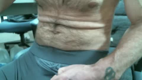 Stick around its a grower online show from 01/21/25, 06:34