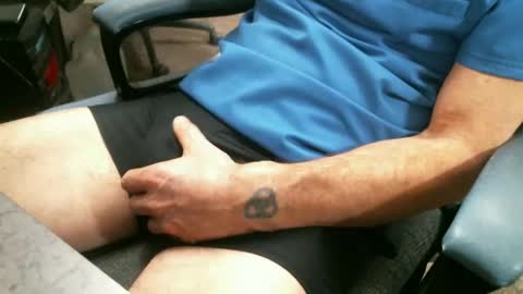 Stick around its a grower online show from 02/19/25, 12:55