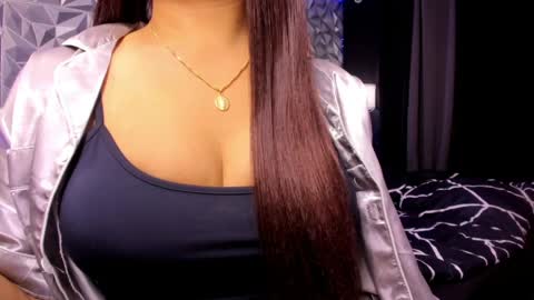 sweetest_one4 online show from 05/18/26, 03:07