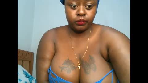 sweetest_snack online show from 11/28/25, 01:30