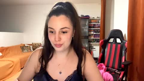 Snapshot of sweetfenomen67 chatting on 08/07/26, 07:05 Joanna online show from 08/07/26, 07:05