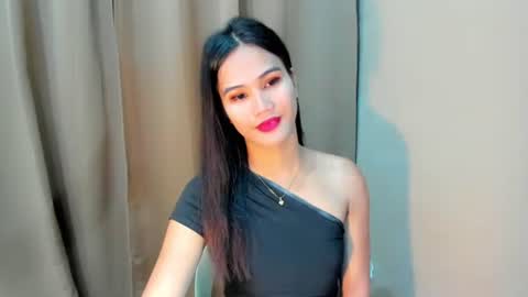 sweetgirl_latina143 online show from 09/11/25, 05:29