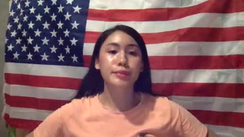 Snapshot of sweetgirllucy24xx chatting on 02/15/26, 03:31 sweetgirllucy24xx online show from 02/15/26, 03:31