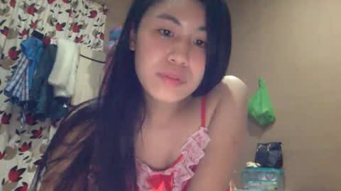 sweetgirllucy24xx online show from 04/11/26, 05:28