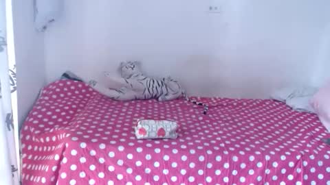 sweetgirsl online show from 05/20/26, 08:59