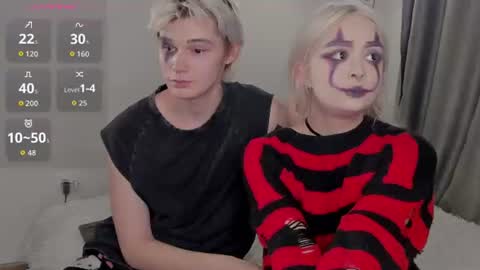 sweethearts_friends online show from 07/24/26, 10:41