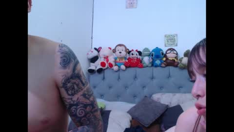 Snapshot of sweethoney22_ chatting on 01/29/25, 09:01 Sabrina y Eliot online show from 01/29/25, 09:01