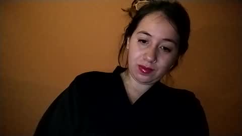 Ana Mara  i cant Make noise My family is here  online show from 04/20/26, 05:32