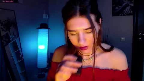 Snapshot of sweetie_catt chatting on 02/12/25, 11:51 sweetie_catt online show from 02/12/25, 11:51