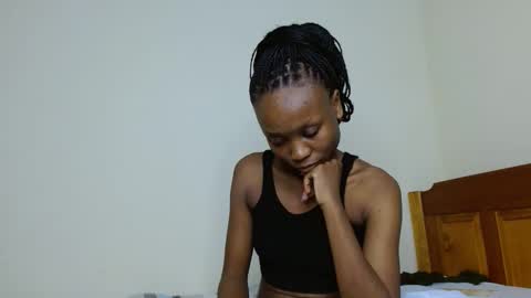 Snapshot of sweetie_coco chatting on 01/07/26, 08:22 Luciana online show from 01/07/26, 08:22