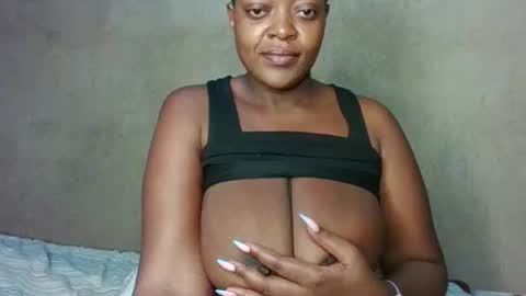 Snapshot of sweetie_cocoh chatting on 01/19/26, 06:06 Cocoh online show from 01/19/26, 06:06