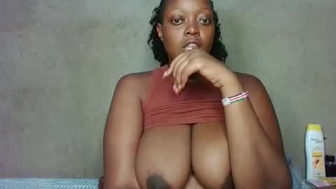 Snapshot of sweetie_cocoh chatting on 02/15/26, 08:02 Cocoh online show from 02/15/26, 08:02