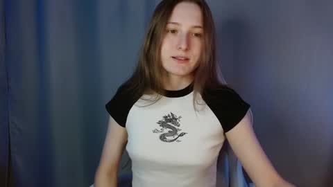 Snapshot of sweetie_lover chatting on 12/03/24, 08:17 Annie online show from 12/03/24, 08:17