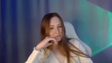 Snapshot of sweetie_lover chatting on 01/15/25, 09:09 Annie online show from 01/15/25, 09:09