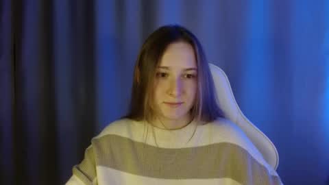 Snapshot of sweetie_lover chatting on 11/29/25, 07:39 Annie online show from 11/29/25, 07:39