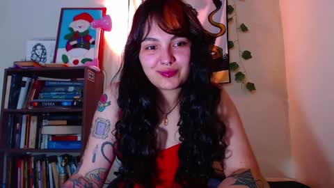 Snapshot of sweetie_maryy chatting on 12/10/24, 06:11 Maria my insta sweetie maryy online show from 12/10/24, 06:11