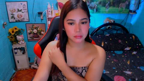 Nicole online show from 01/23/25, 09:18