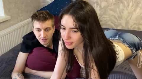 Snapshot of sweetiepipe chatting on 06/15/26, 02:30 Welcome to our room We are Renata21 and Bogdan 24 online show from 06/15/26, 02:30
