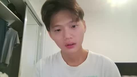 Snapshot of sweetiepuppy421 chatting on 02/23/26, 01:14 sweetiepuppy421 online show from 02/23/26, 01:14